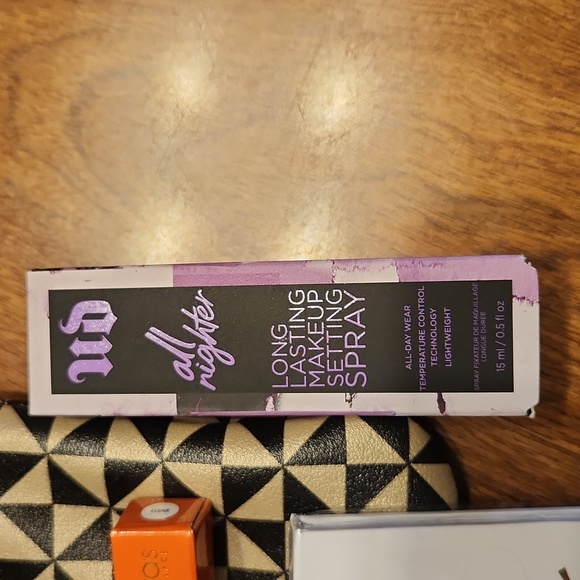 Makeup bundle with Etsy makeup bag - Picture 2 of 7